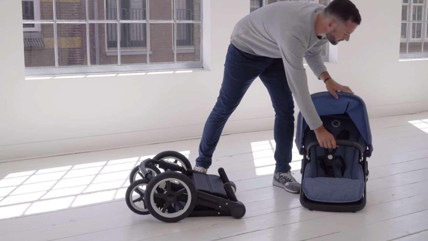 Two-piece fold & folding the bassinet & seat