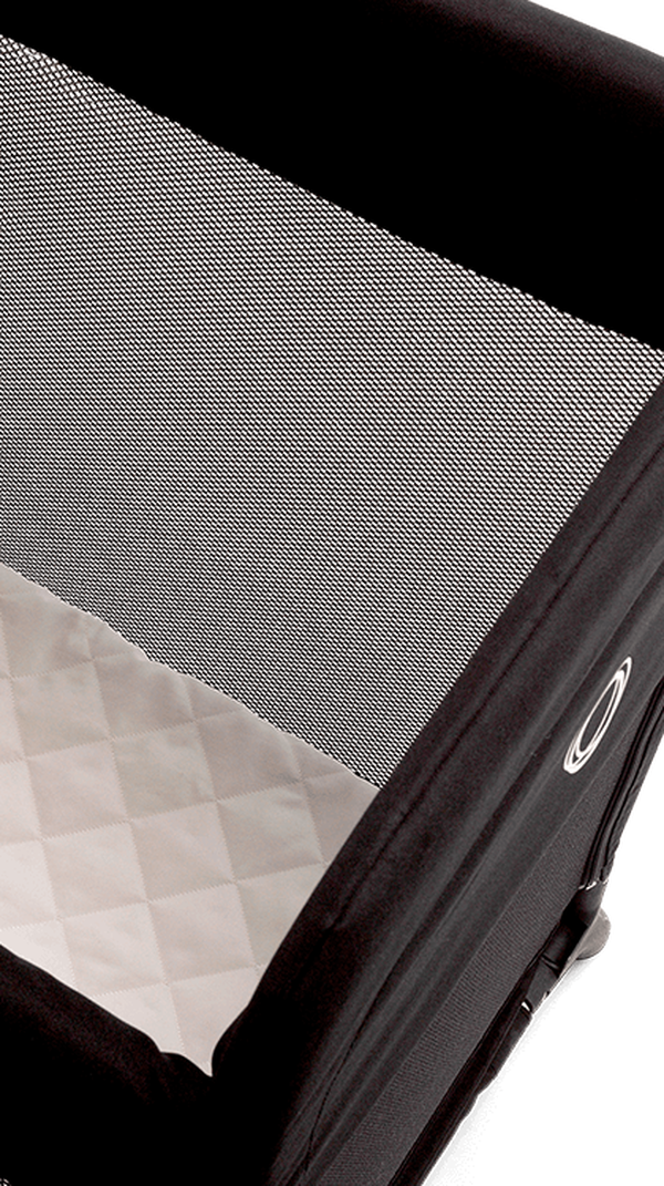 Close up on the mattress of the Bugaboo Stardust.