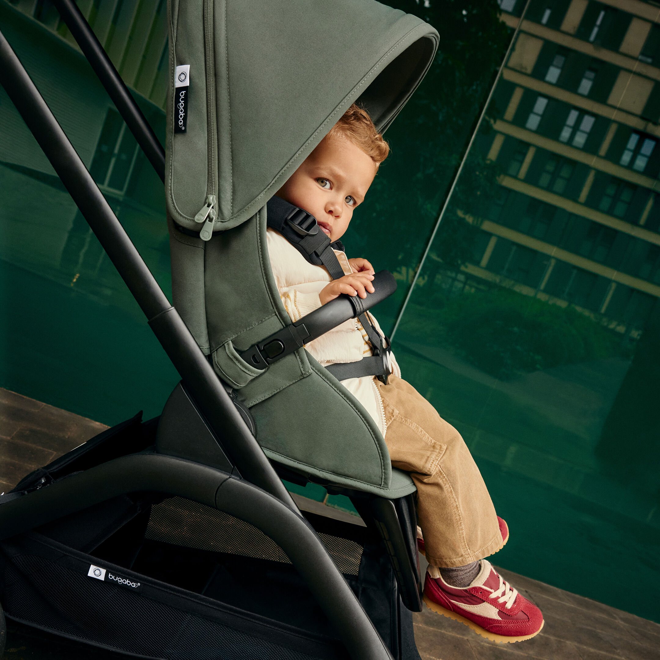 Baby in Bugaboo Dragonfly