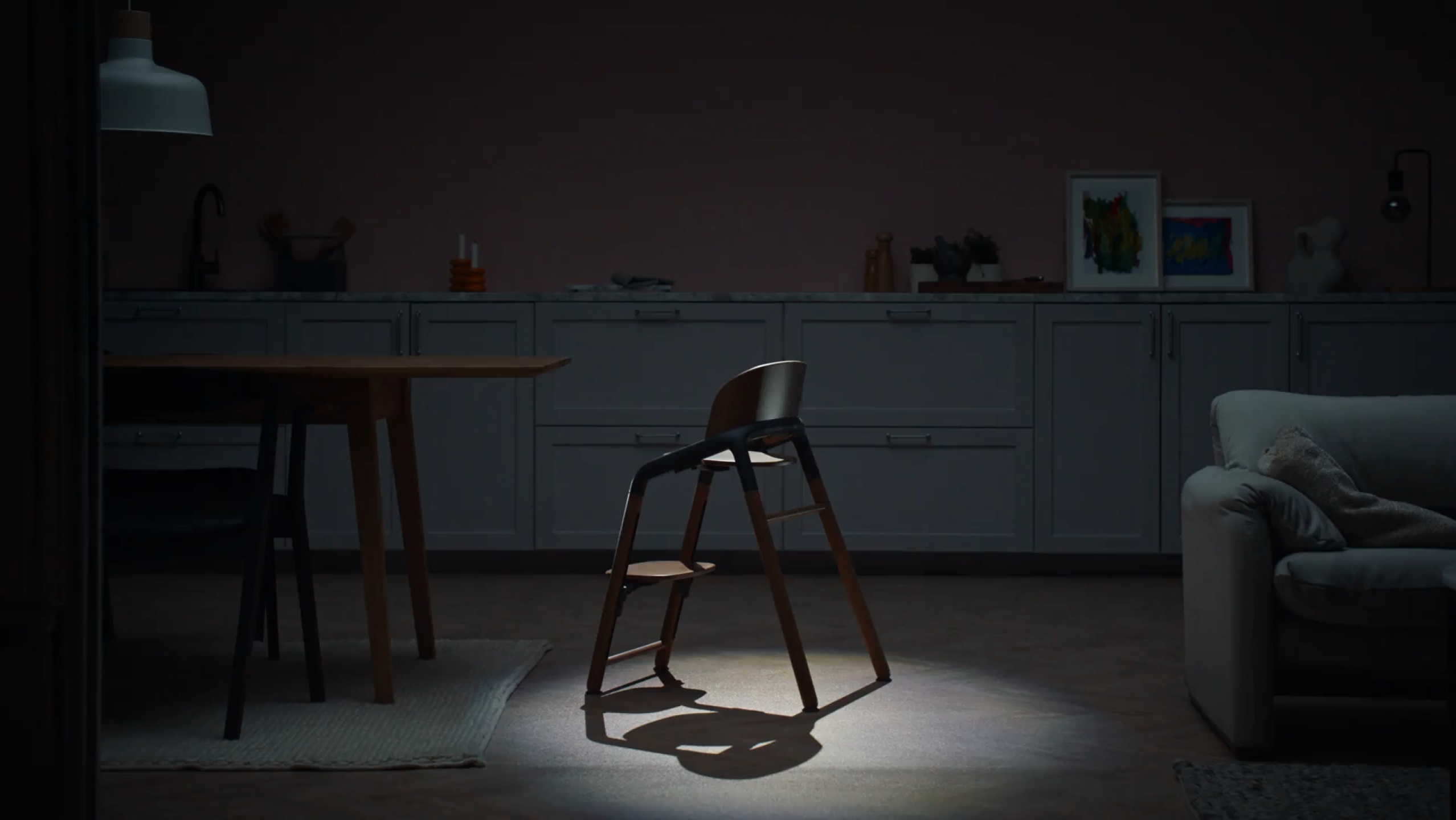 Video: Introducing the Bugaboo Giraffe high chair.