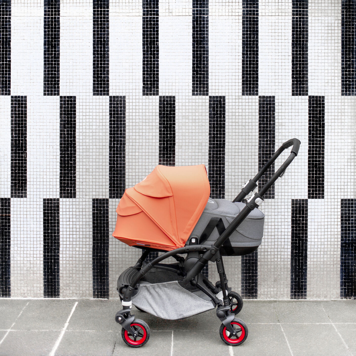 Follow the Bugaboo Bee 5 Coral on its trip around the world