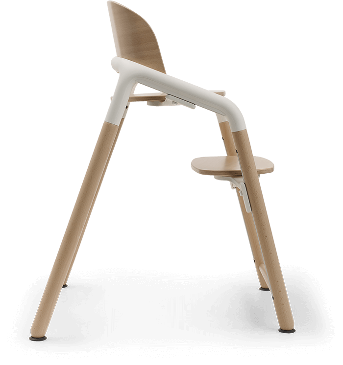 Bugaboo Giraffe chair in neutral wood/white.
