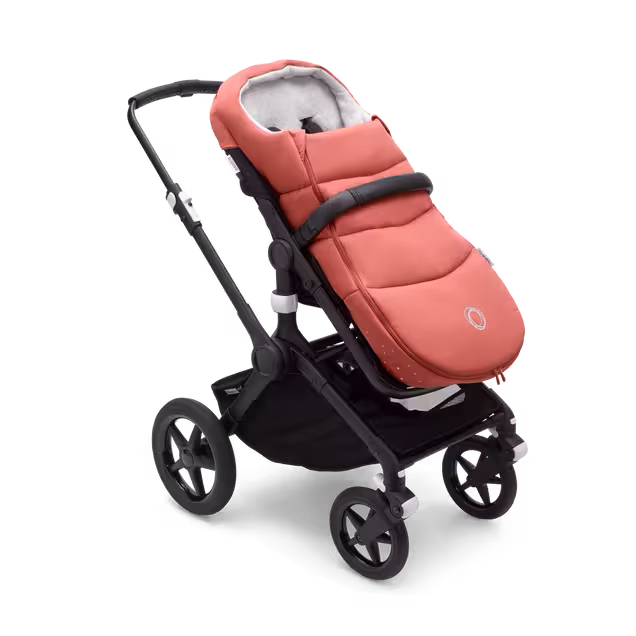 Refurbished Bugaboo footmuff SUNSET RED - Main Image Slide 2 of 7