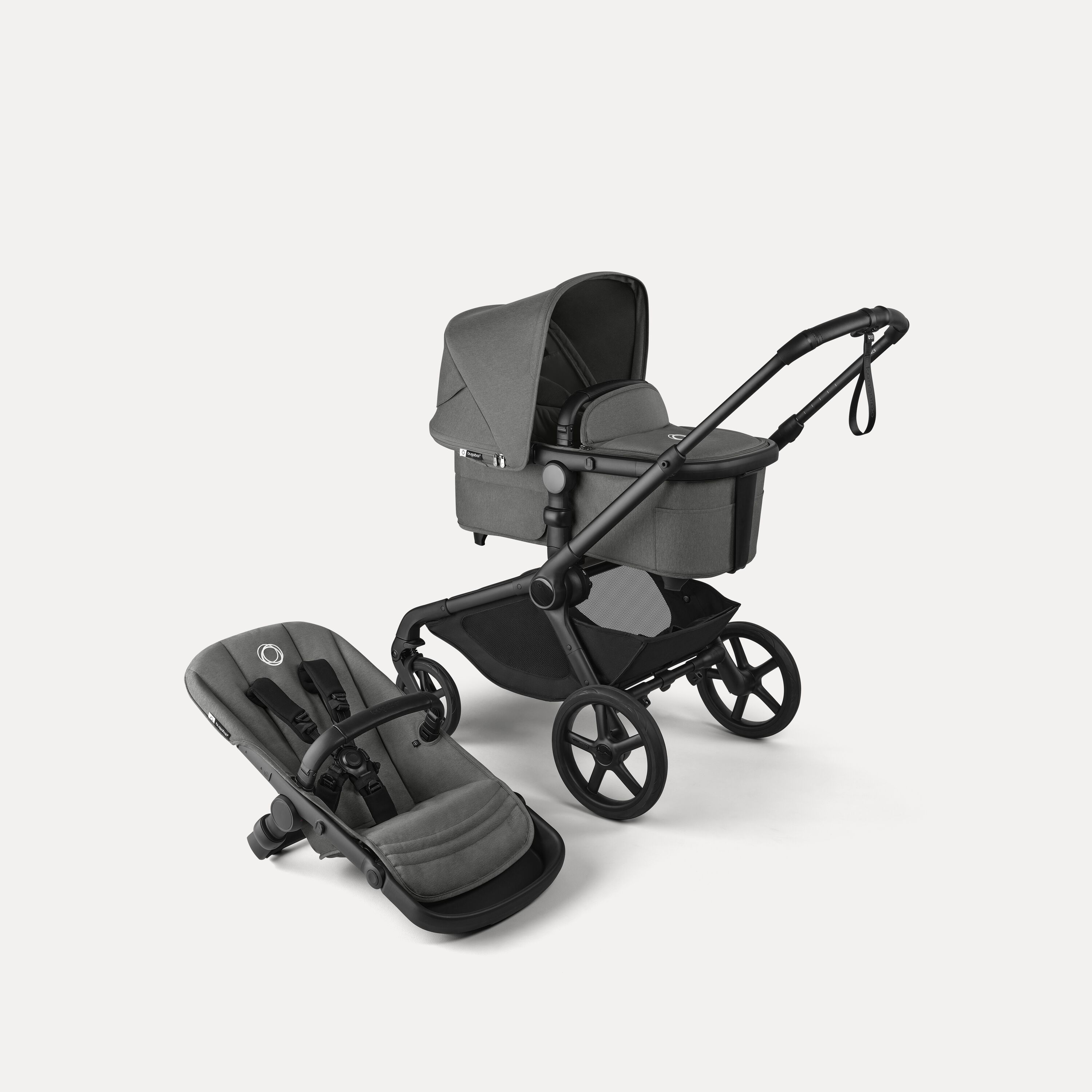 Bugaboo Kangaroo complete US BLACK/MOON GREY-MOON GREY - Main Modal Image Slide 1 of 1
