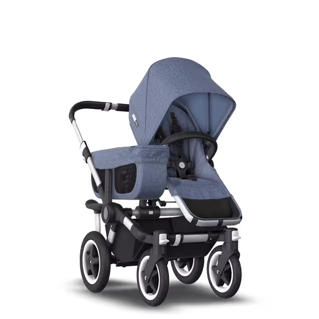 US - D2M stroller bundleUM, UM, ALU, CWB - Main Image Slide 1 of 12