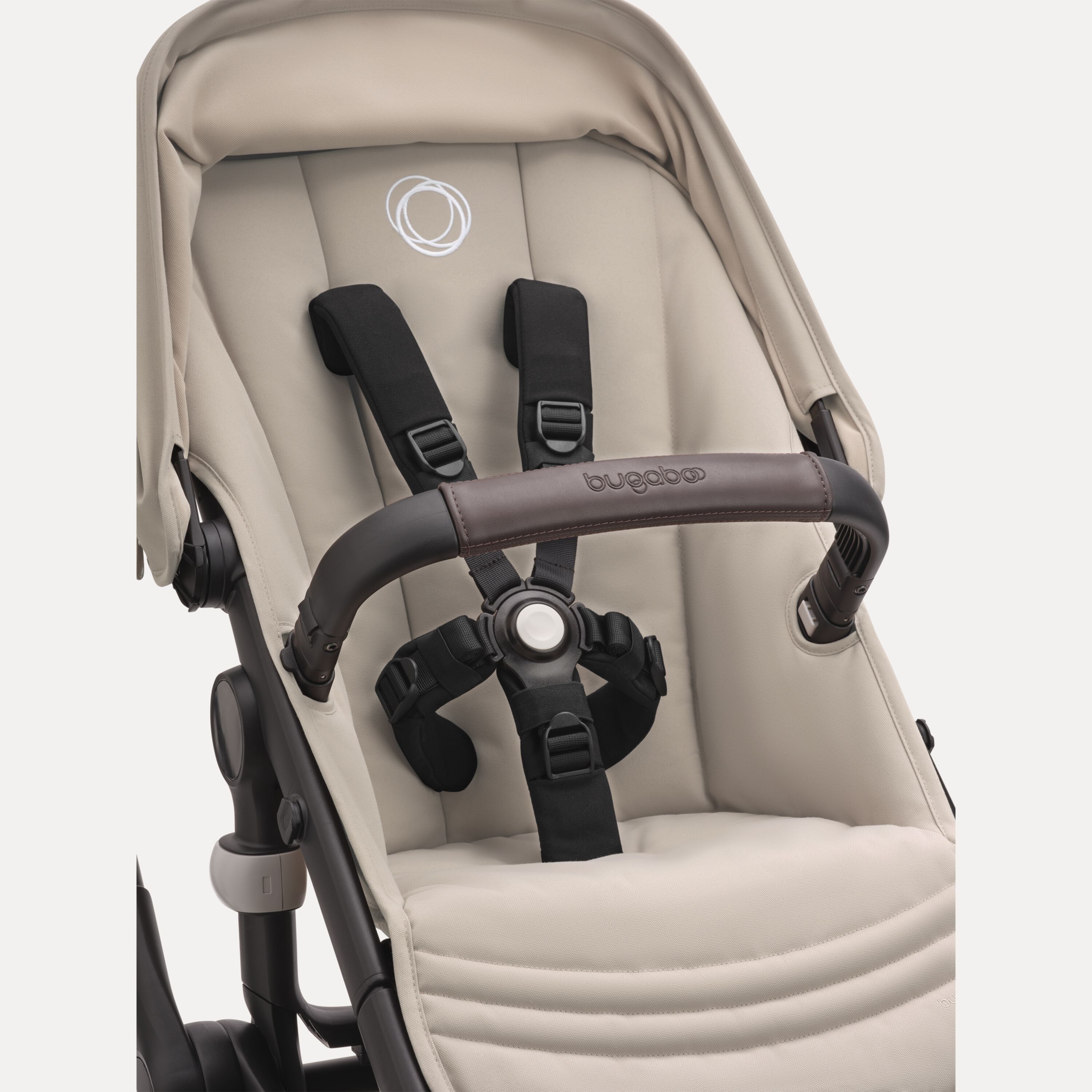 Bugaboo Fox 5 2-in-1 pram black base, desert taupe fabrics, desert taupe sun canopy - Main Modal Image Slide 10 of 13