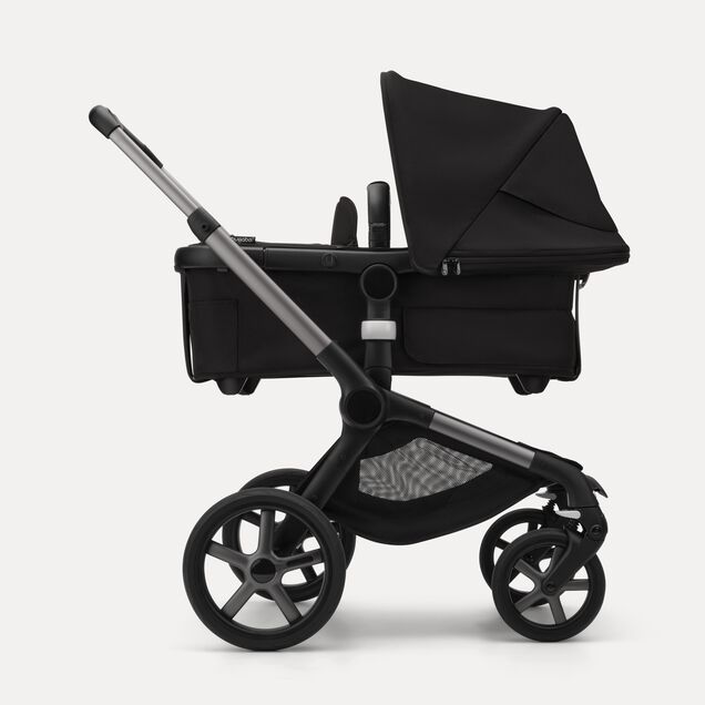 Refurbished Bugaboo Fox 5 complete GRAPHITE/MIDNIGHT BLACK-MIDNIGHT BLACK - Main Image Slide 2 of 10