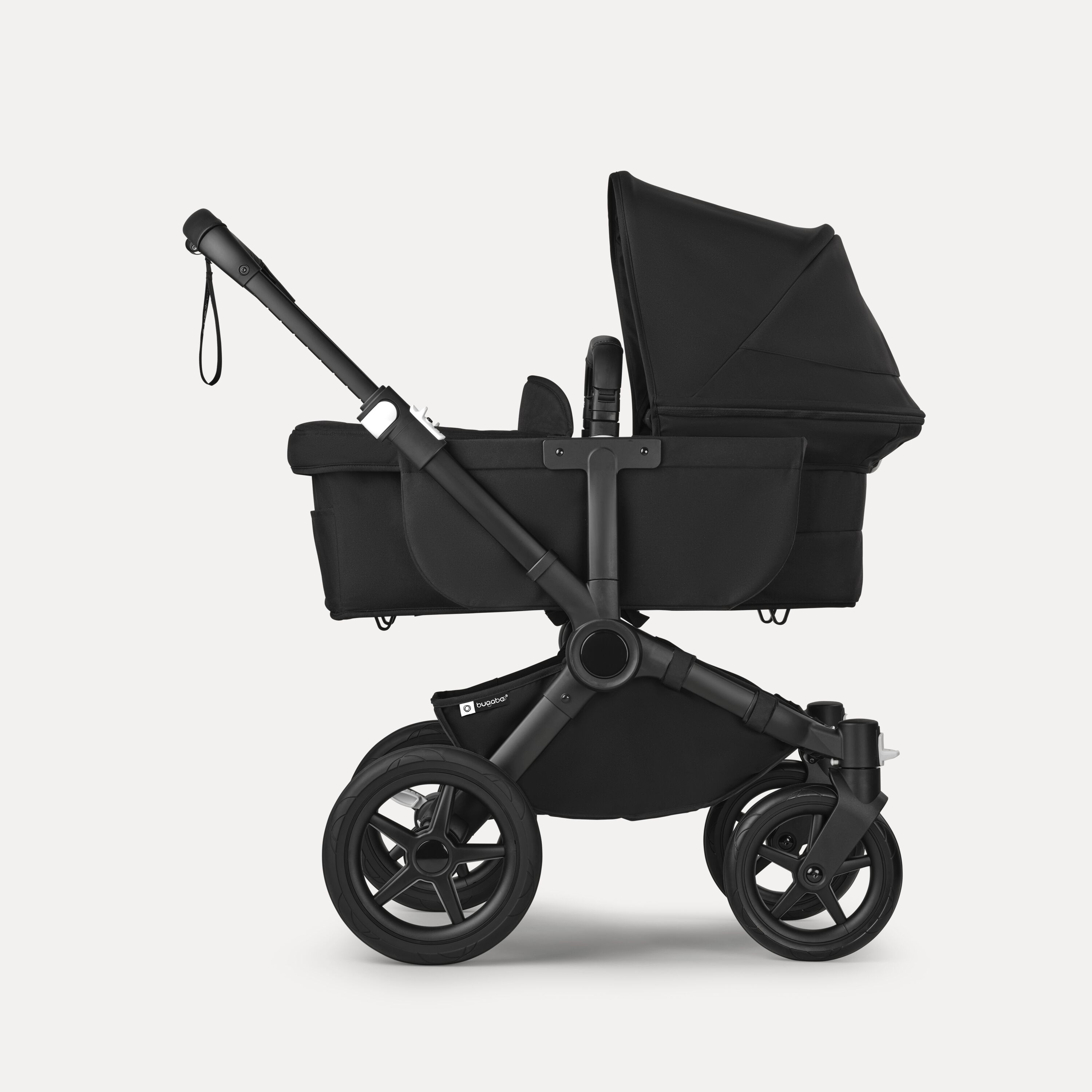PP Bugaboo Donkey 5 Mono bassinet and seat stroller black base, midnight black fabrics, midnight black sun canopy - Main Modal Image Slide 3 of 4