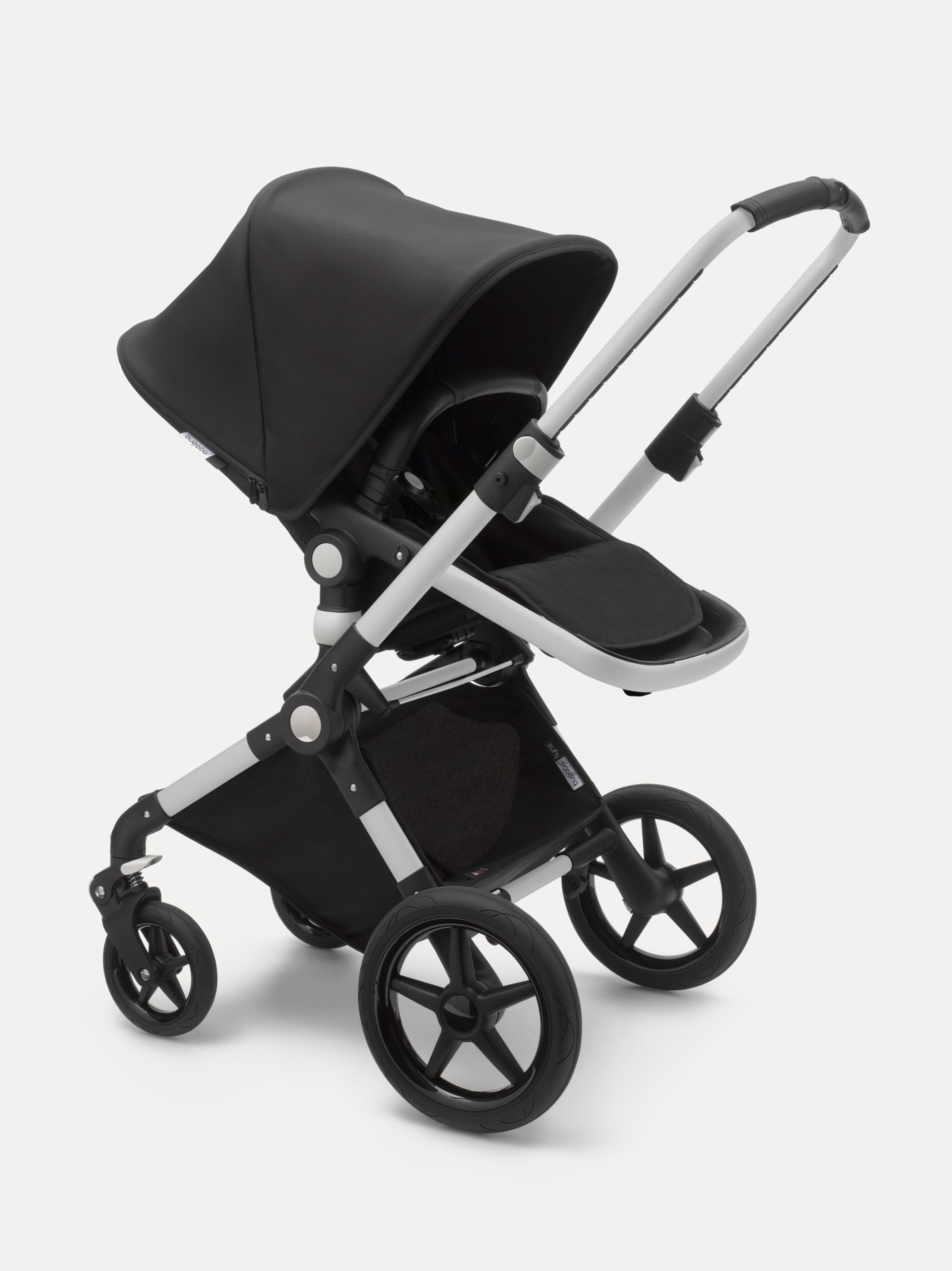 Bugaboo Lynx complete AU ALU/BLACK-BLACK - Main Modal Image Slide 2 of 2
