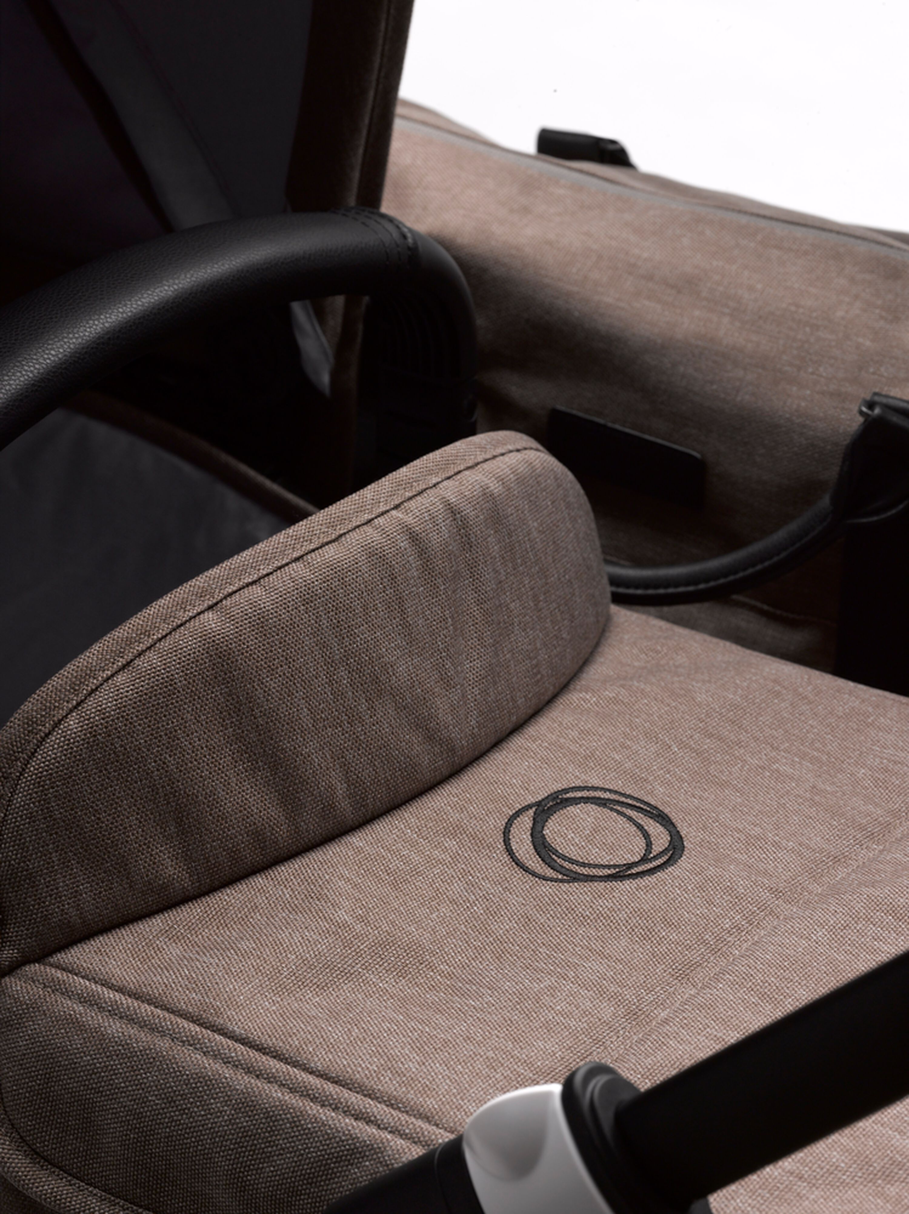 Bugaboo Donkey 3 Mono seat and carrycot pushchair mineral taupe melange sun canopy, mineral taupe melange fabrics, black base - Main Modal Image Slide 6 of 7