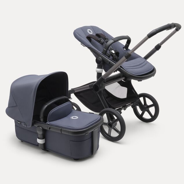 Refurbished Bugaboo Fox 5 complete GRAPHITE/STORMY BLUE-STORMY BLUE - Main Image Slide 1 van 1