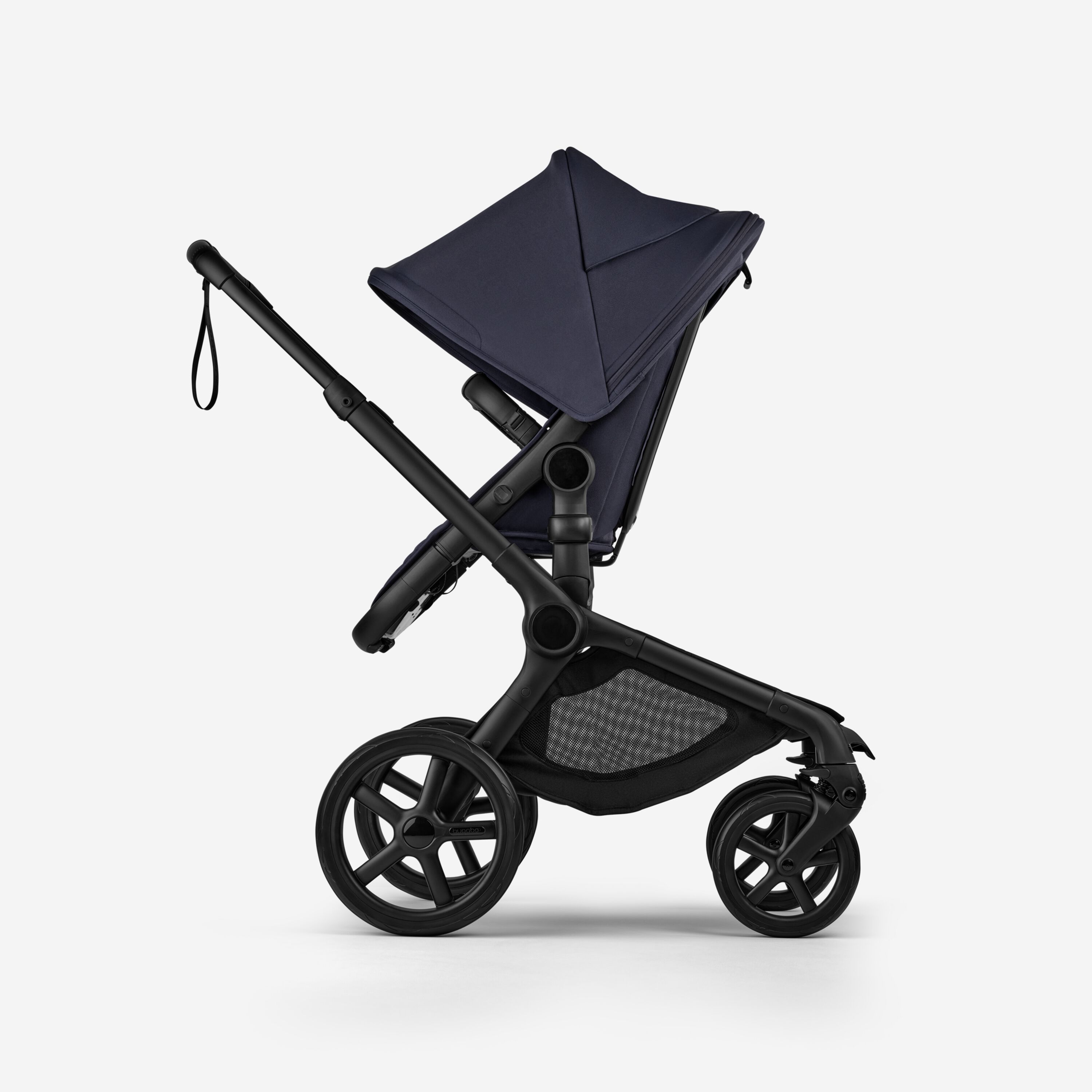 Poussette 2e âge Bugaboo Fox 5 Renew avec siège, châssis noir, habillages Pur indigo, capote Pur indigo. - Main Modal Image Slide 3 of 12