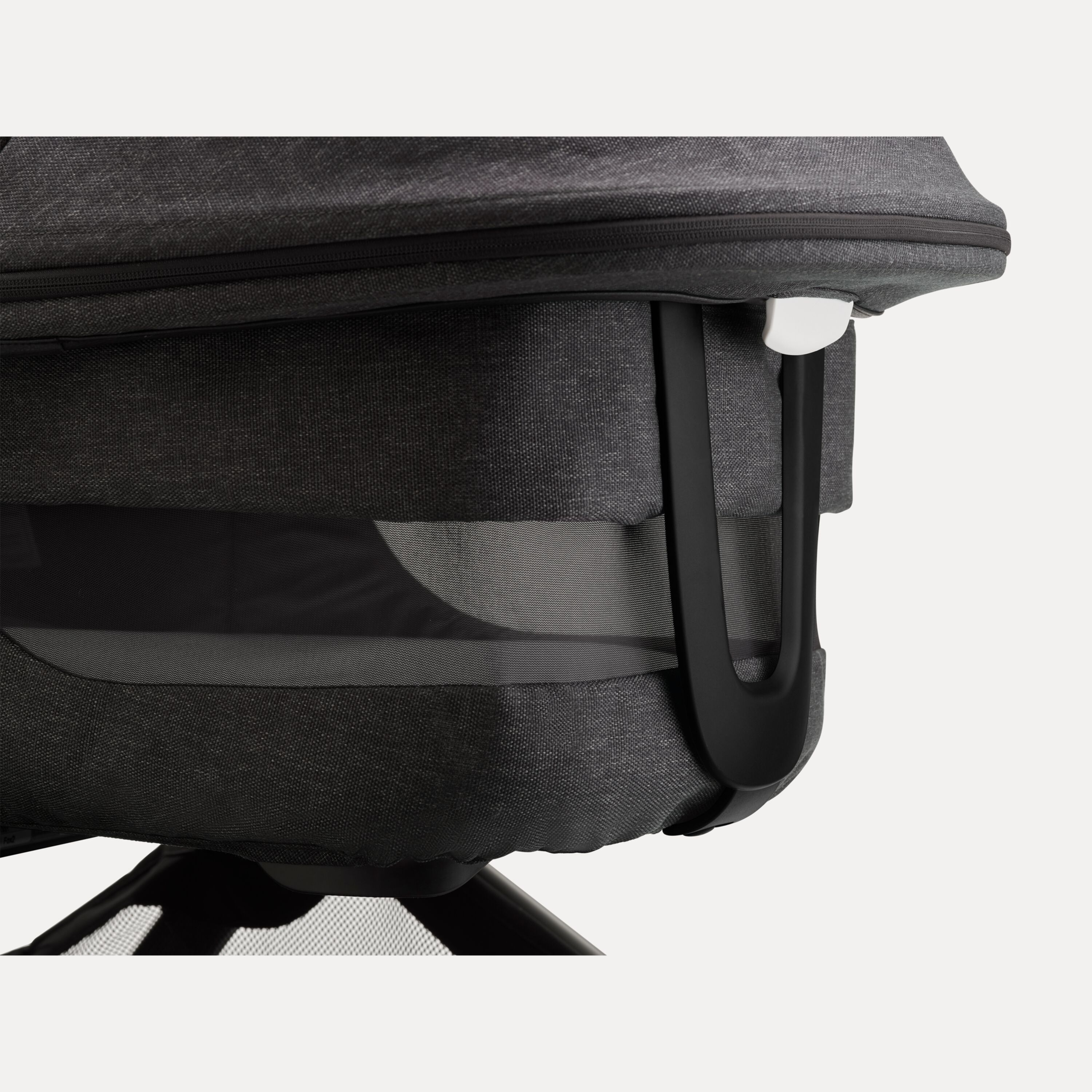 Refurbished Bugaboo Fox 3 Mineral complete UK BLACK/WASHED BLACK - Main Modal Image Slide 11 of 13