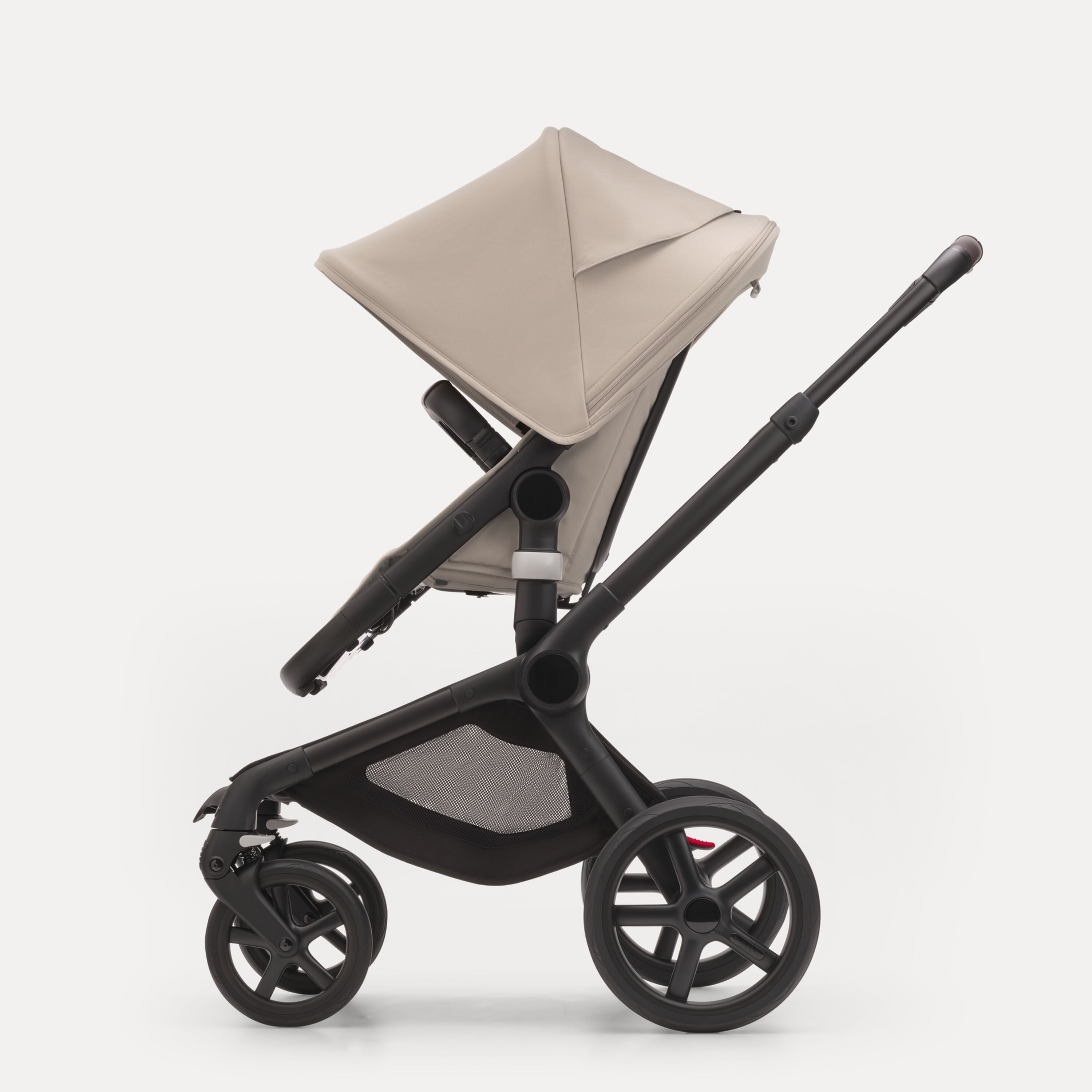 Bugaboo Fox 5 2-in-1 pram black base, desert taupe fabrics, desert taupe sun canopy - Main Modal Image Slide 3 of 13