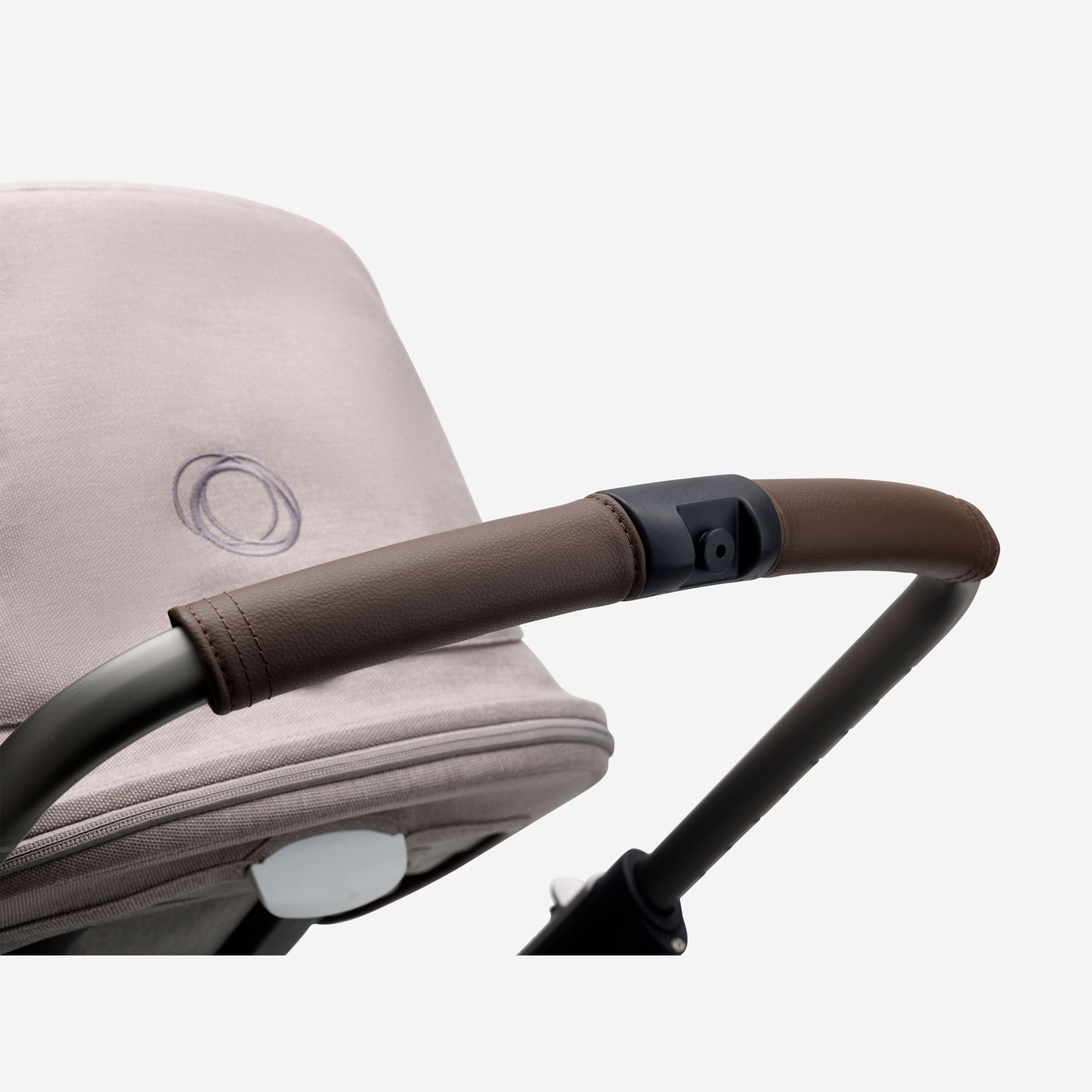 Refurbished Bugaboo Fox 3 Mineral complete GRAPHITE/LIGHT GREY - Main Modal Image Slide 5 of 11