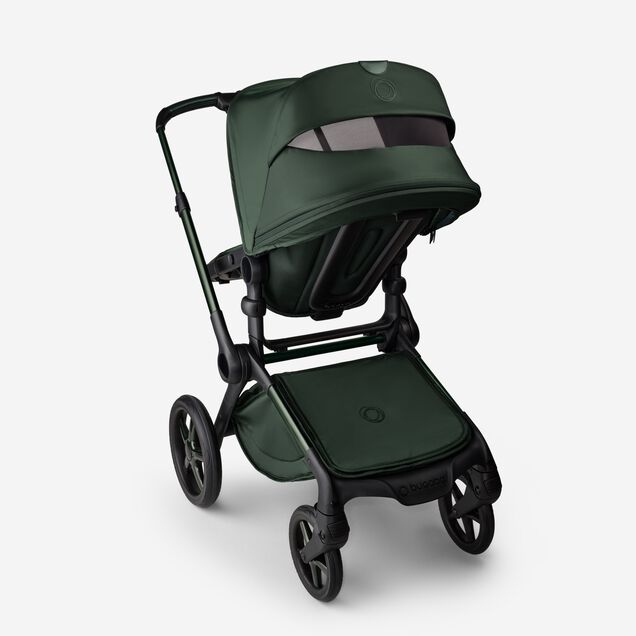 Vue arrière d'une poussette Bugaboo Fox 5 Édition limitée Noir en Vert nuit, montrant la fenêtre de visibilité de la capote. - Main Image Slide 5 of 15