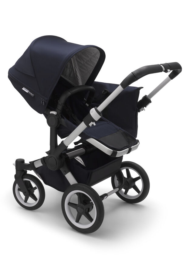 Bugaboo Donkey 3 Classic mono complete | UK ALU/DARK NAVY - Main Image Slide 3 of 5