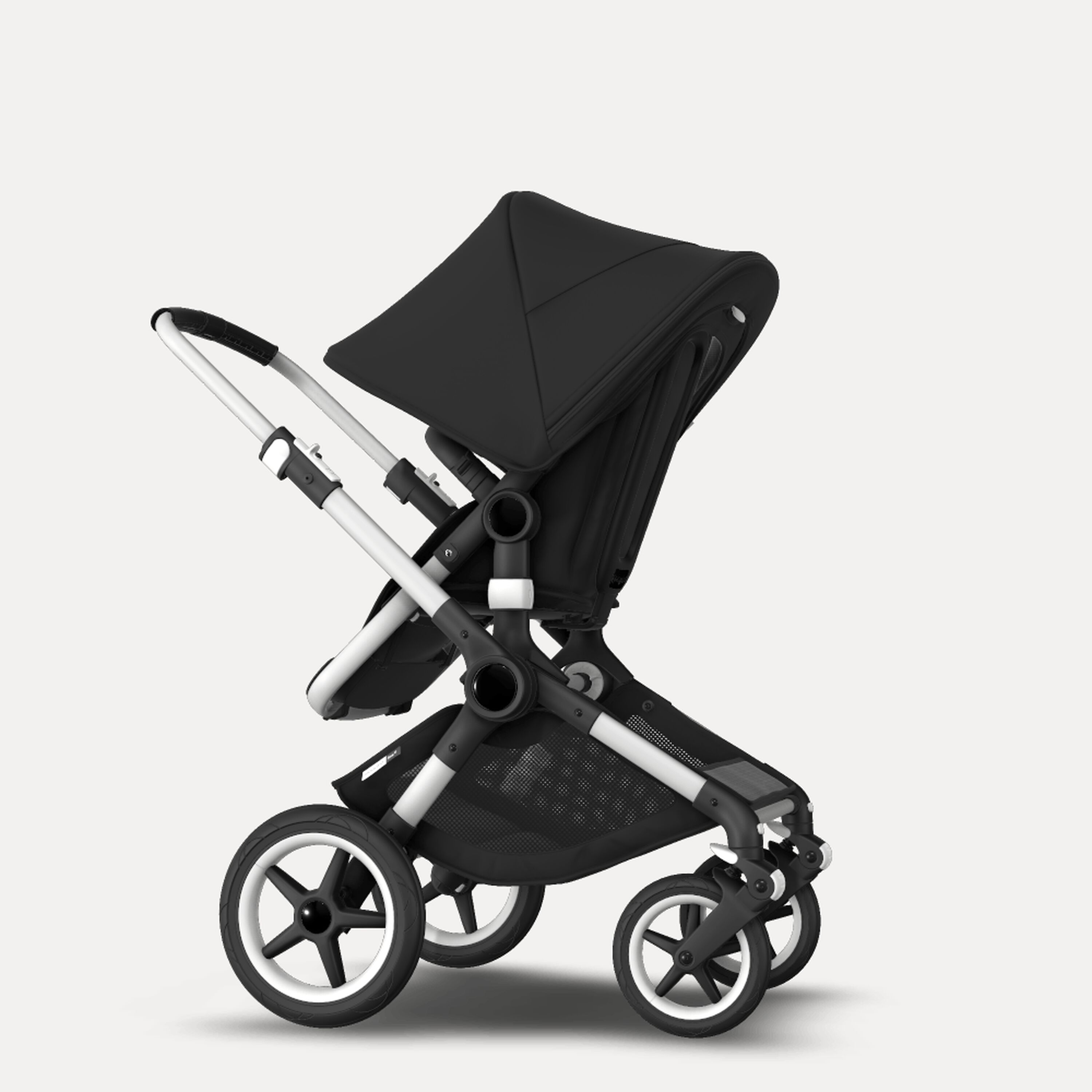 Refurbished Bugaboo Fox2 complete ALU/BLACK-BLACK - Main Modal Image Slide 9 of 10