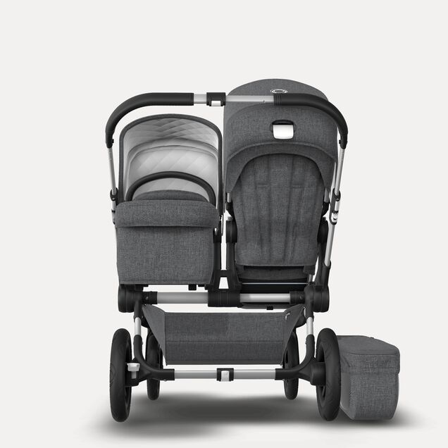 US - D2D stroller bundleClassic GM, ALU - Main Image Slide 3 of 6