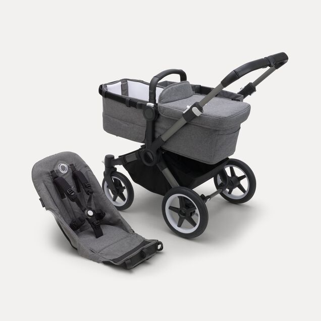 Refurbished Bugaboo Donkey 5 base RW fabric US GRAPHITE/ GREY MÉLANGE - Main Image Slide 1 of 1