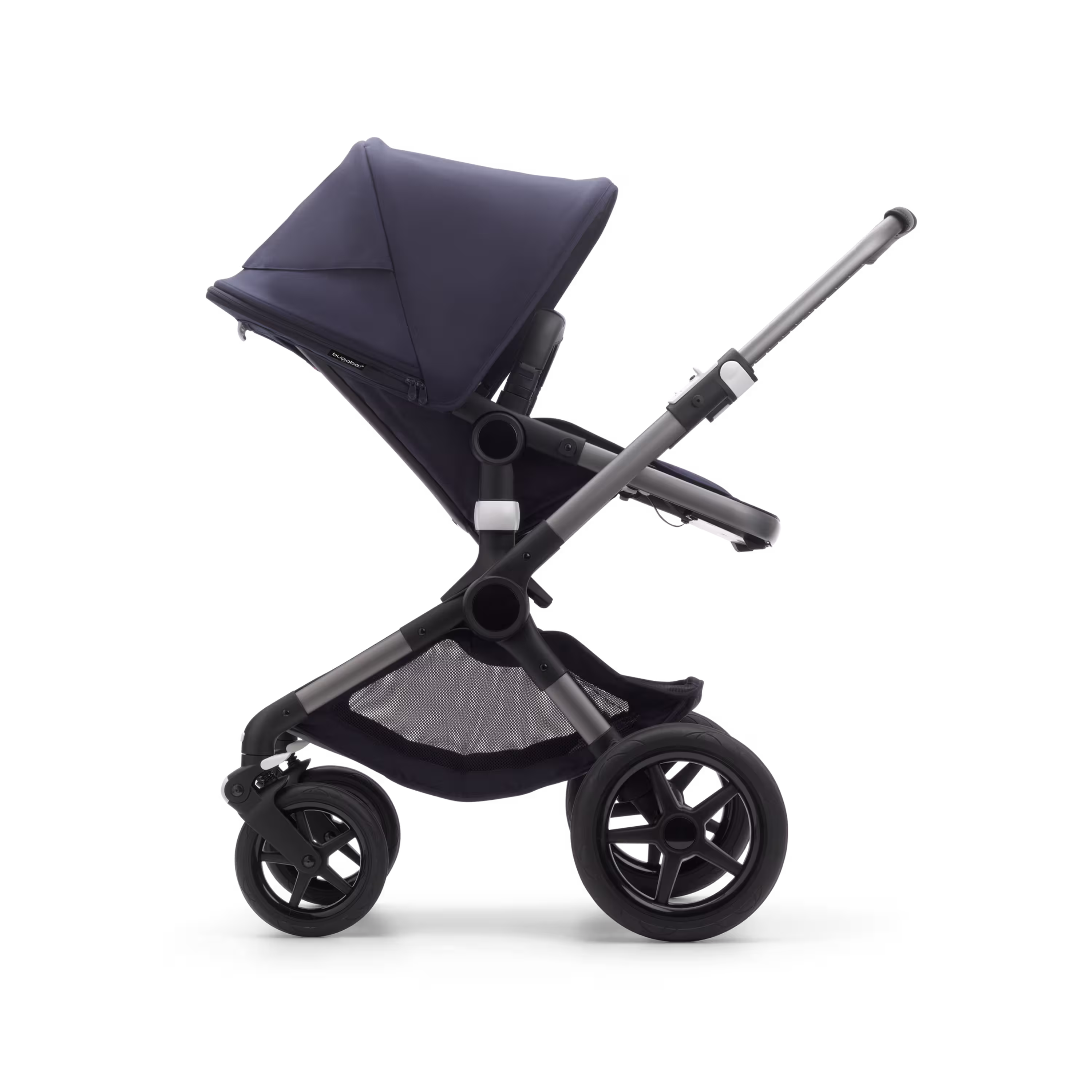 Refurbished Bugaboo Fox 3 Classic complete UK GRAPHITE/DARK NAVY - Main Modal Image Slide 3 of 11