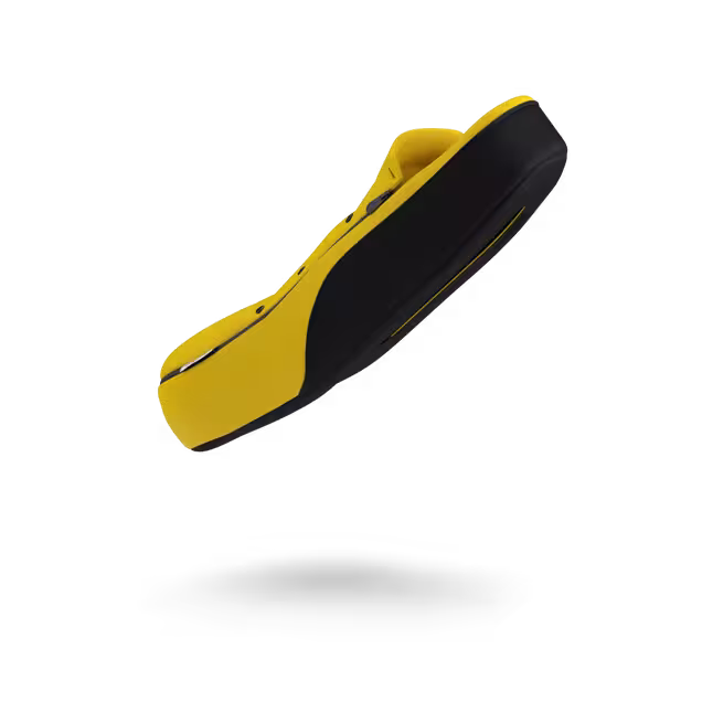 Bugaboo Bee baby cocoon BRIGHT YELLOW - Main Image Slide 7 of 8