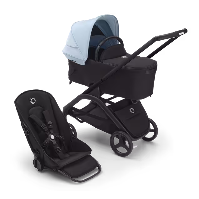 Bugaboo Dragonfly kinderwagen met wieg en stoel met black onderstel, midnight black bekleding en skyline blue zonnekap. - Main Image Slide 1 van 16