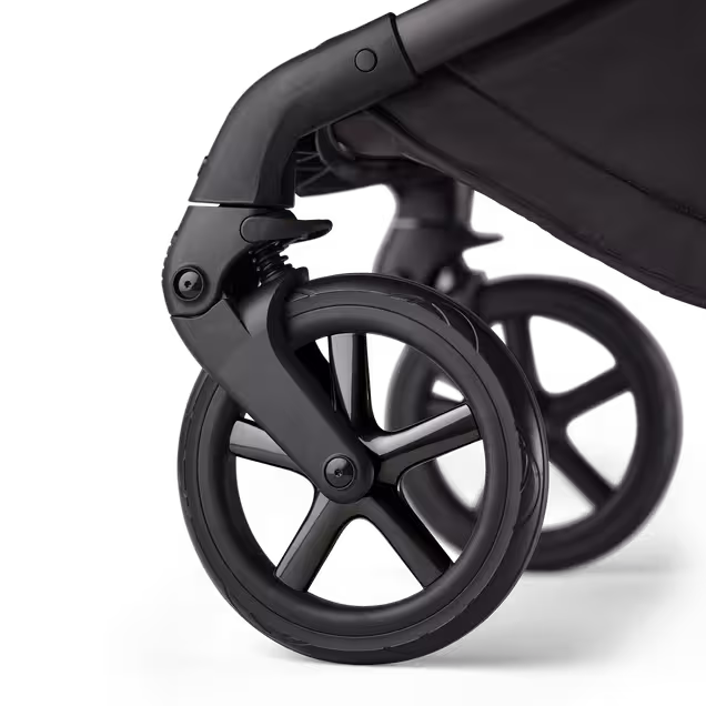 부가부 폭스 5 느와르 리미티드 에디션 블랙 문라이트의 바퀴 클로즈업. 휠캡의 림은 광택 처리가 되어 있습니다. - Main Image Slide 12 of 15