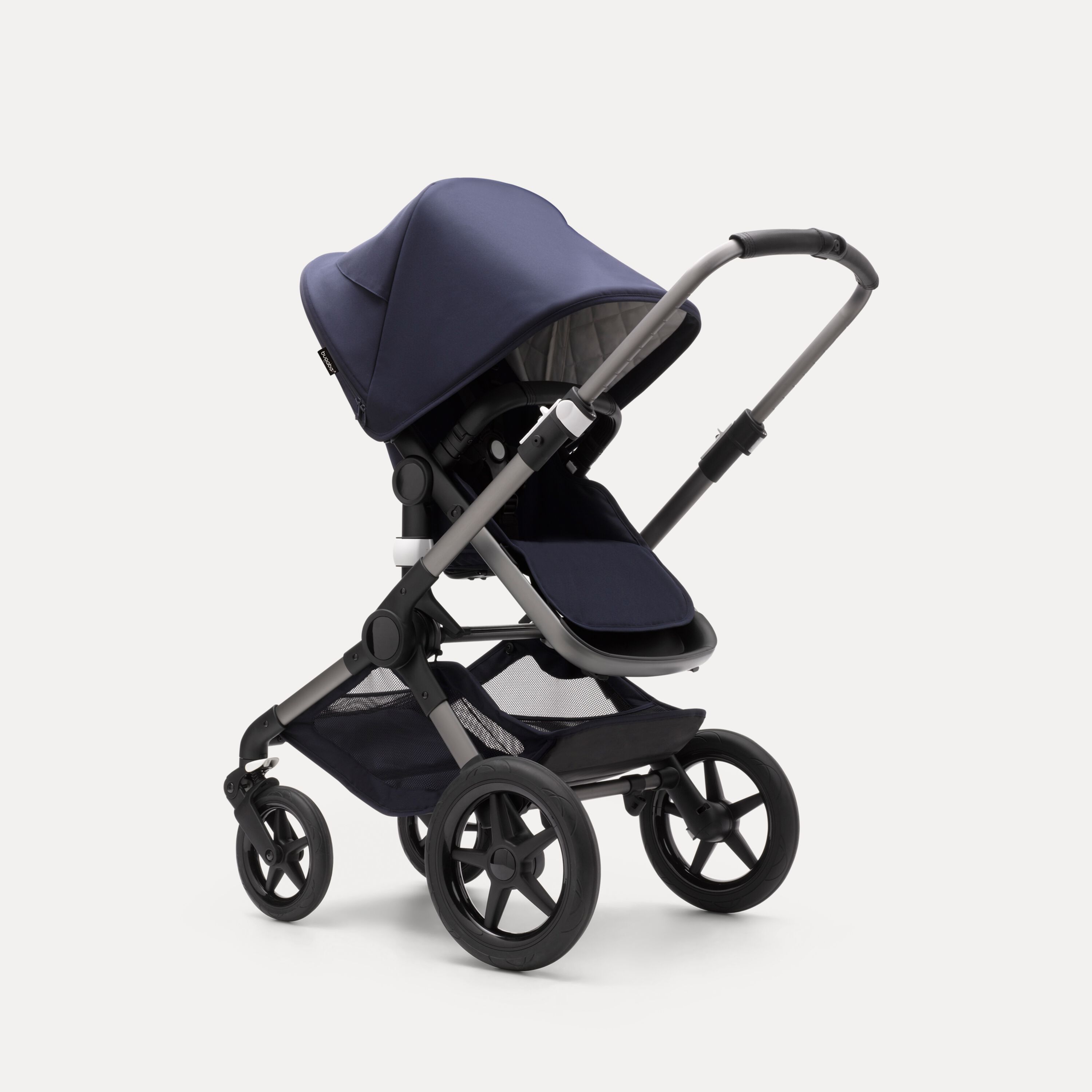 Refurbished Bugaboo Fox 3 Classic complete UK GRAPHITE/DARK NAVY - Main Modal Image Slide 8 of 11