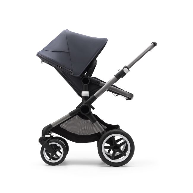 Refurbished Bugaboo Fox 3 complete UK GRAPHITE/STORMY BLUE-STORMY BLUE - Main Image Slide 6 of 7