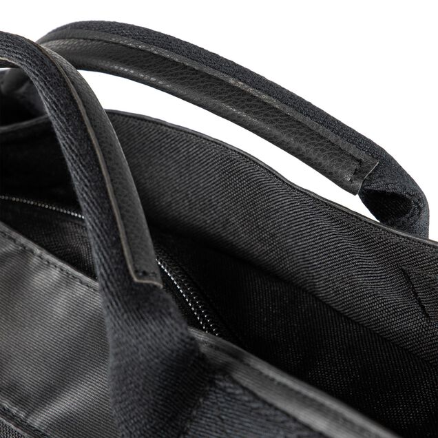 Refurbished Bugaboo Changing Bag BLACK - Main Image Slide 11 of 13