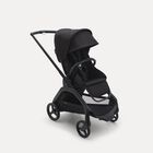 Carrito con silla Bugaboo Dragonfly con chasis negro, fundas negro medianoche y capota negro medianoche.
