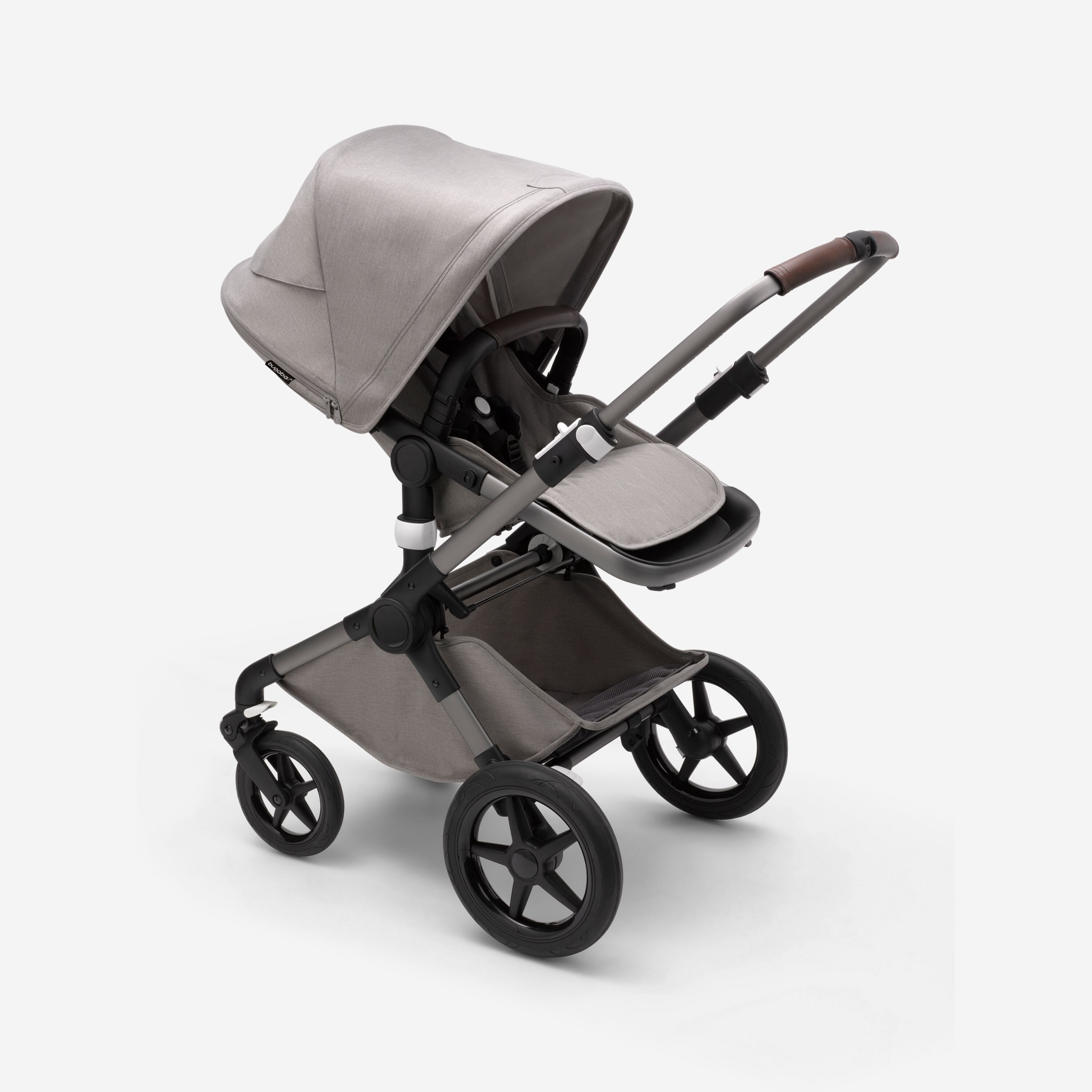 Refurbished Bugaboo Fox 3 Mineral complete GRAPHITE/LIGHT GREY - Main Modal Image Slide 3 of 11