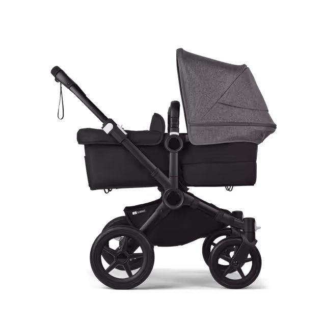 PP Bugaboo Donkey 5 Mono bassinet and seat stroller black base, midnight black fabrics, grey mélange sun canopy - Main Image Slide 3 van 11