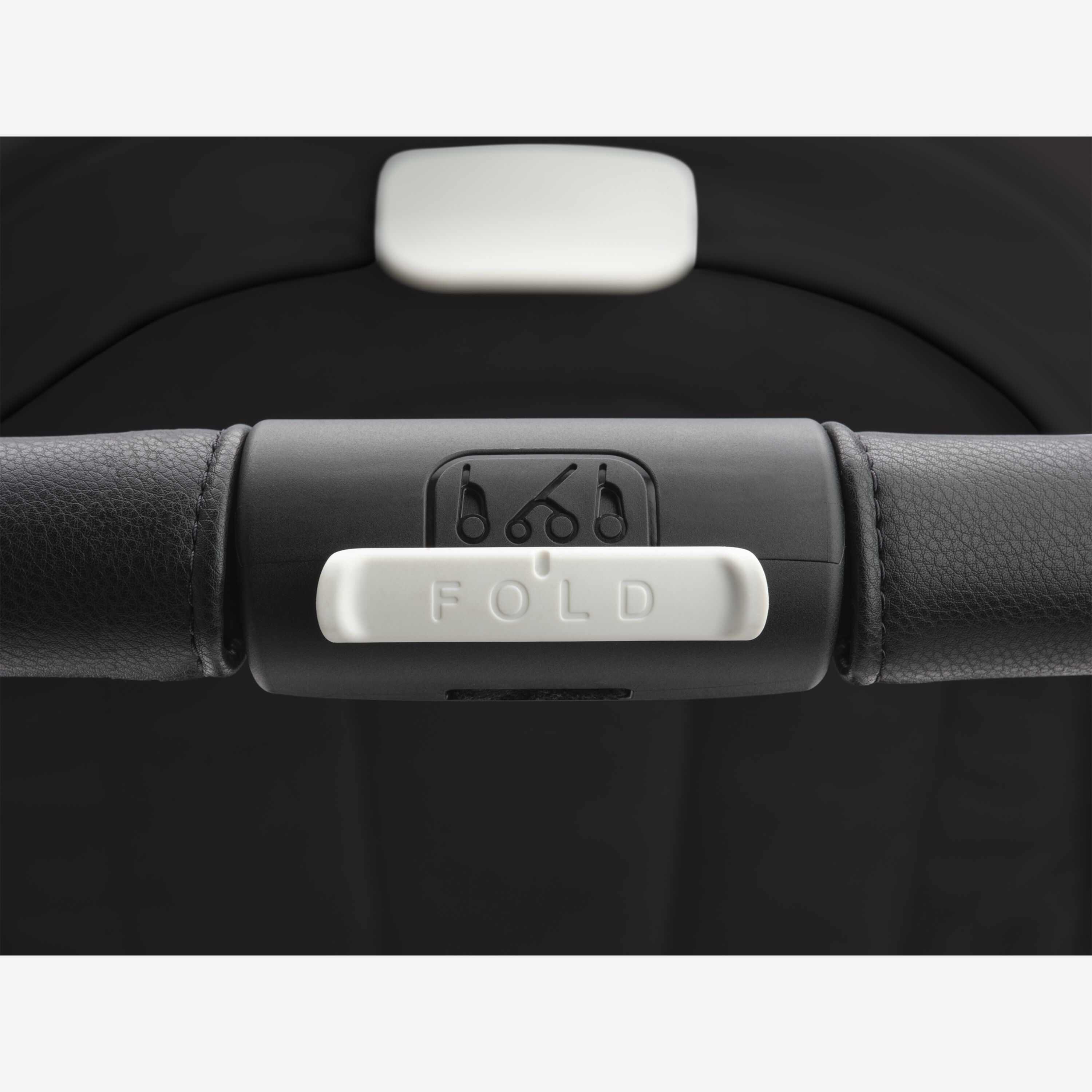 Refurbished Bugaboo Dragonfly complete BLACK/MIDNIGHT BLACK-MIDNIGHT BLACK - Main Modal Image Slide 10 of 13