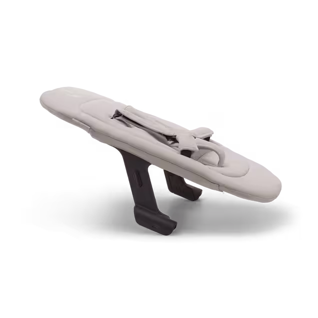 Refurbished Bugaboo Giraffe newborn set POLAR WHITE - Main Image Slide 7 of 9