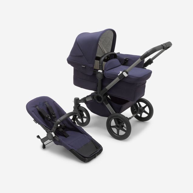 Refurbished Bugaboo Donkey 5 Classic Mono complete UK GRAPHITE/DARK NAVY - Main Image Slide 1 of 5