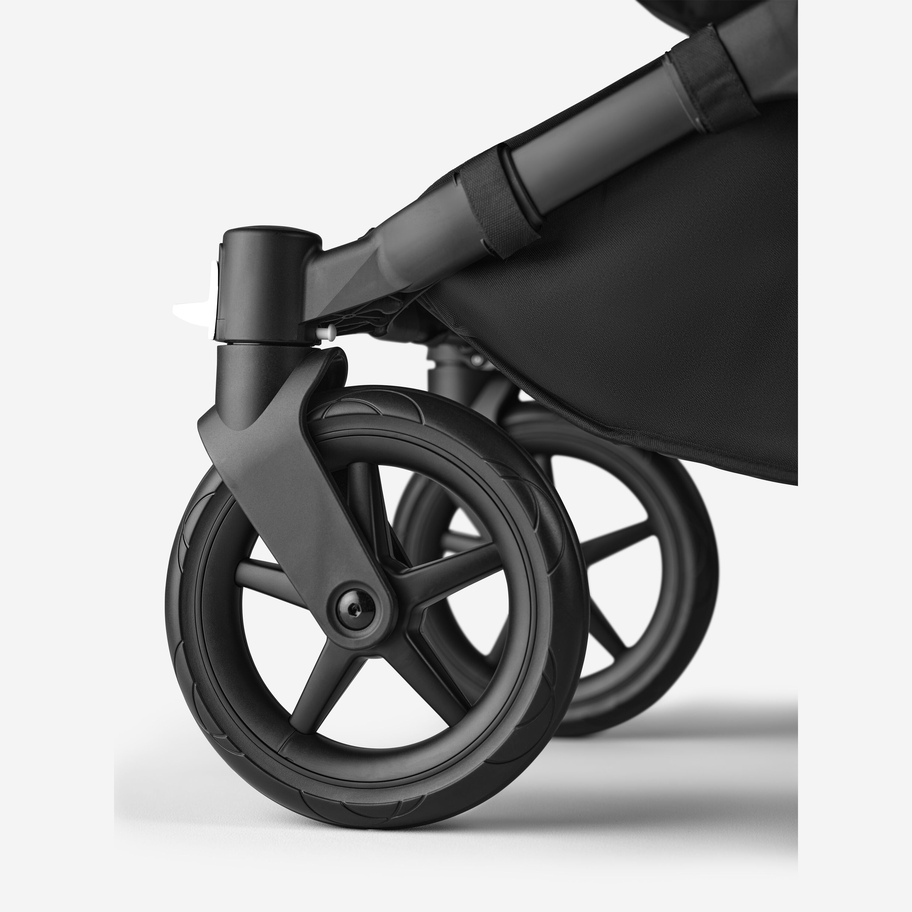Bugaboo Donkey 5 Mono 2-in-1 stroller graphite base, midnight black fabrics, midnight black sun canopy - Main Modal Image Slide 11 of 12