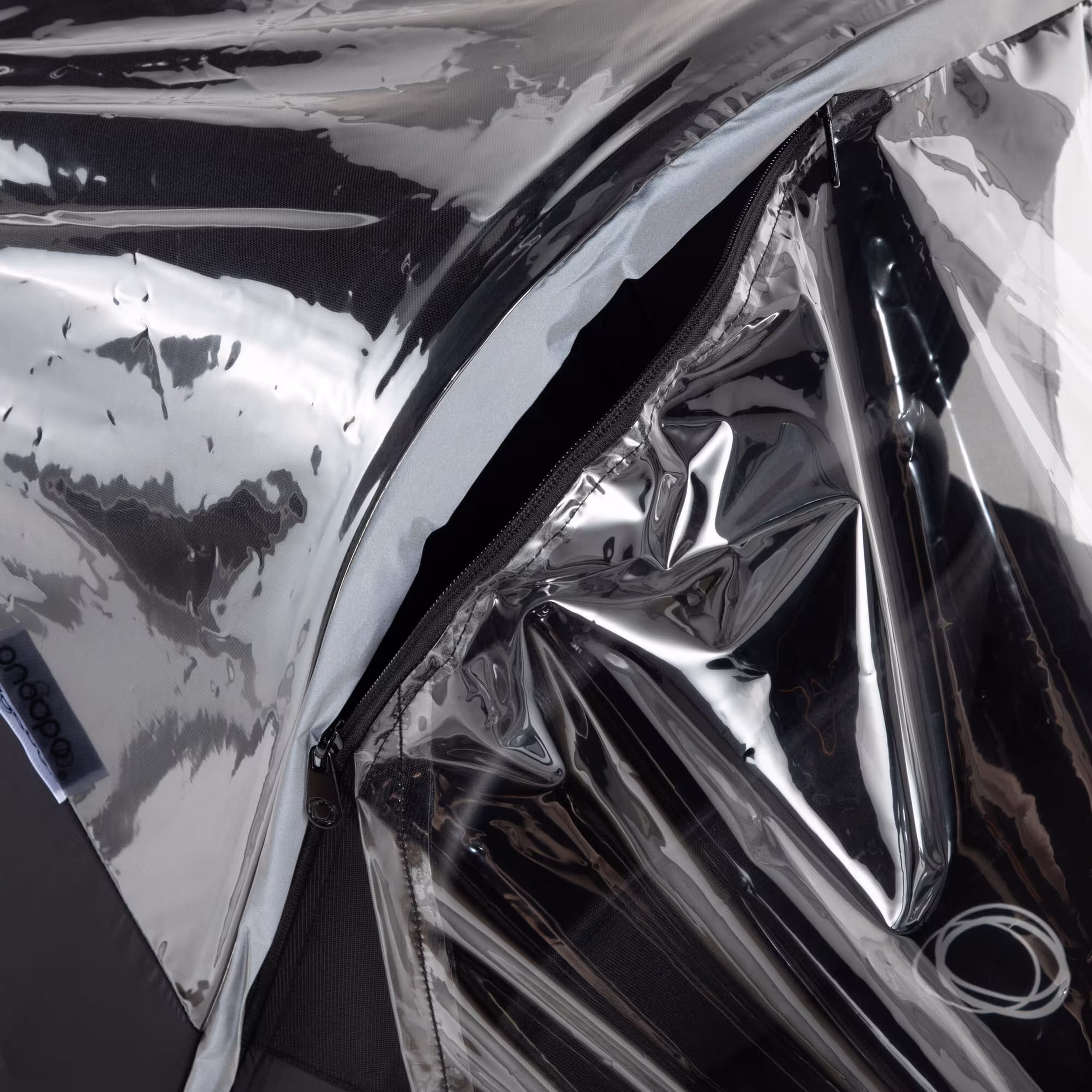 Bugaboo Fox 5/Cub high performance raincover BLACK - Main Modal Image Slide 4 of 10