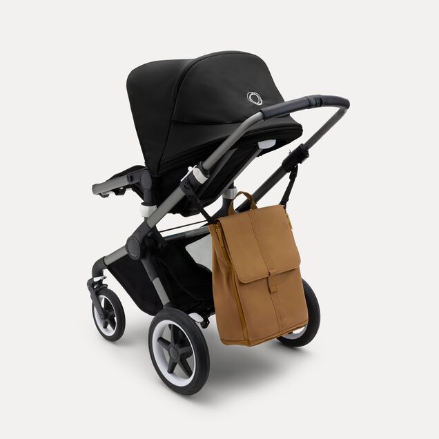 Bugaboo changing backpack CARAMEL BROWN - Main Image Slide 11 of 12