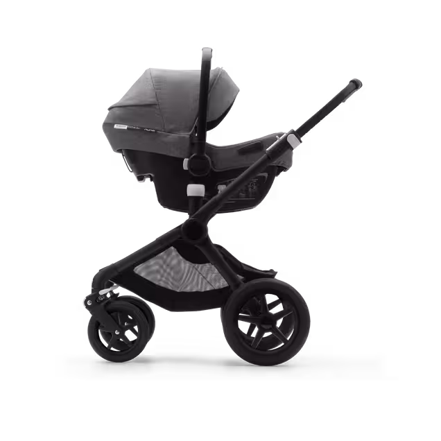 Bugaboo Turtle air by Nuna car seat UK GREY with Isofix wingbase - Main Image Slide 6 of 9