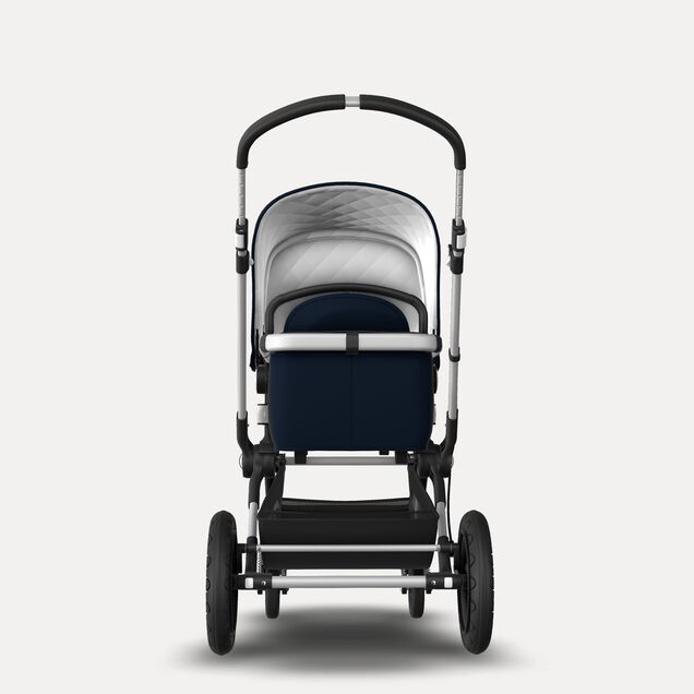 Refurbished Bugaboo Cameleon3plus Classic complete UK ALU/DARK NAVY - Main Image Slide 2 of 6