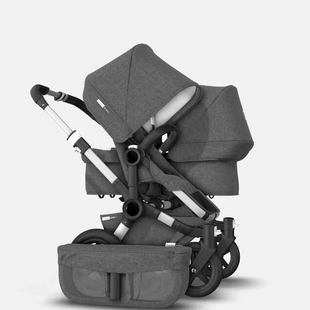 US - D2D stroller bundleClassic GM, ALU - Main Image Slide 4 of 6