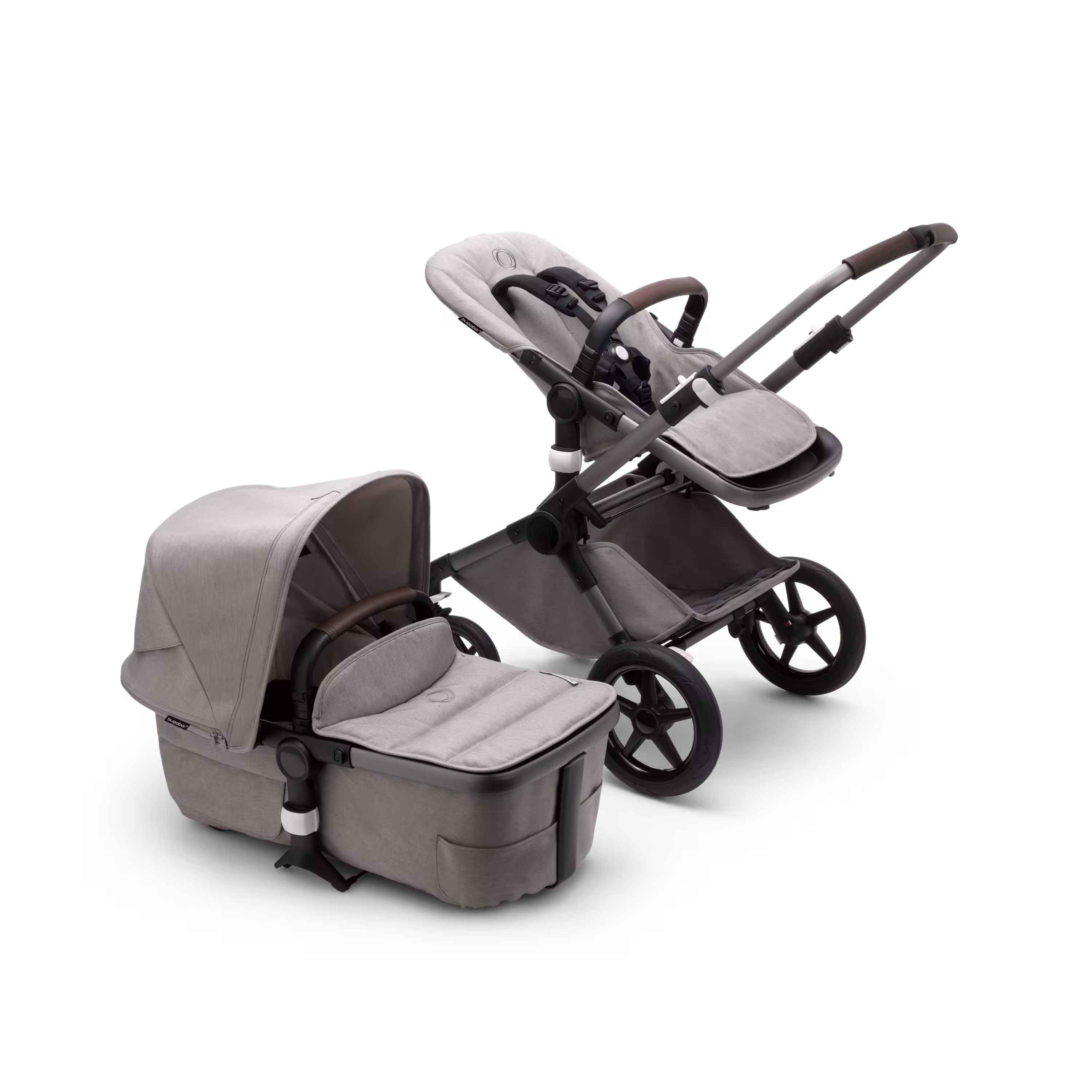 Refurbished Bugaboo Fox 3 Mineral complete GRAPHITE/LIGHT GREY - Main Modal Image Slide 1 of 11
