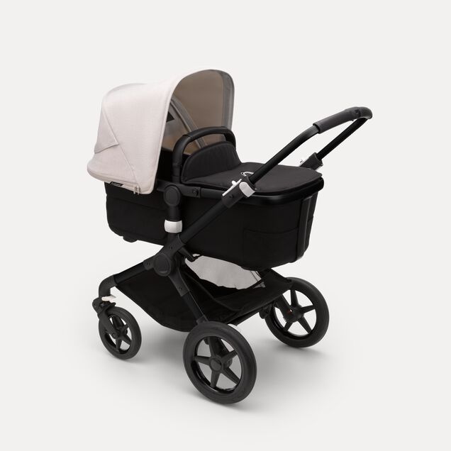Refurbished Bugaboo Fox 3 kinderwagen met wieg en stoel - Main Image Slide 4 van 9