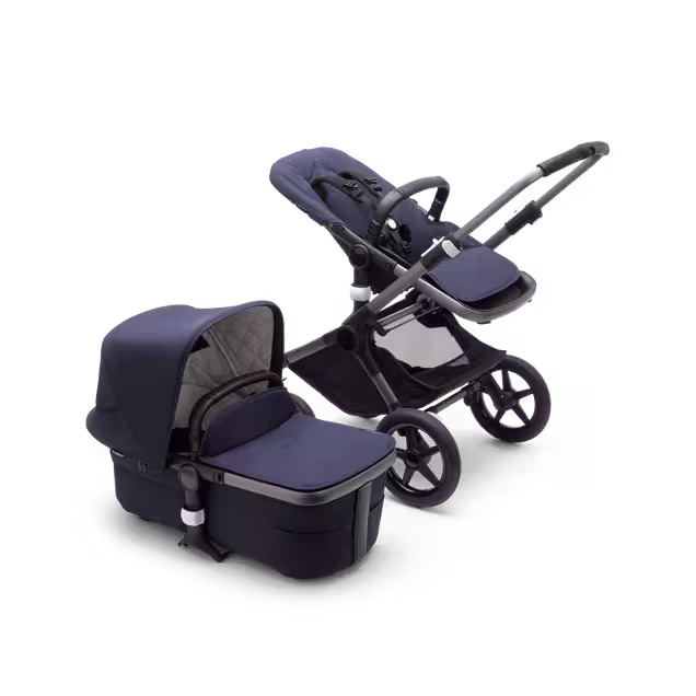Refurbished Bugaboo Fox 3 Classic complete UK GRAPHITE/DARK NAVY - Main Image Slide 10 of 11