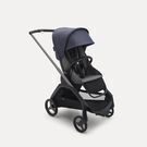 Bugaboo Dragonfly Sitz-Kinderwagen mit graphitgrauem Fahrgestell, grau meliertem Stoff und sturmblauem Sonnendach.