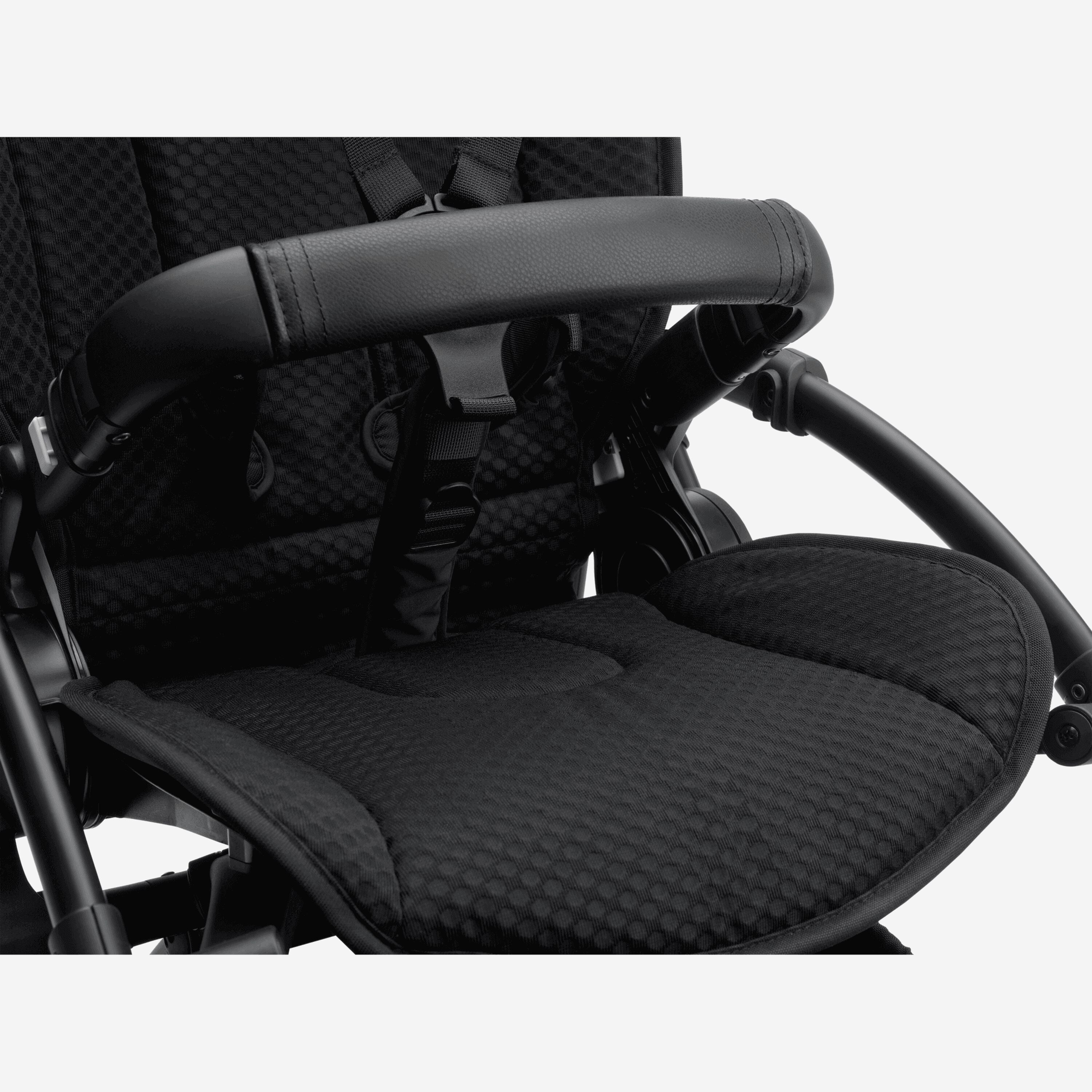 PP Bugaboo Bee 6 2-in-1 stroller black sun canopy, black fabrics, black base - Main Modal Image Slide 5 of 5