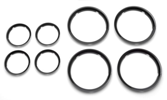 Bugaboo Lynx wheel caps GLOSSY BLACK - Main Image Slide 1 of 2