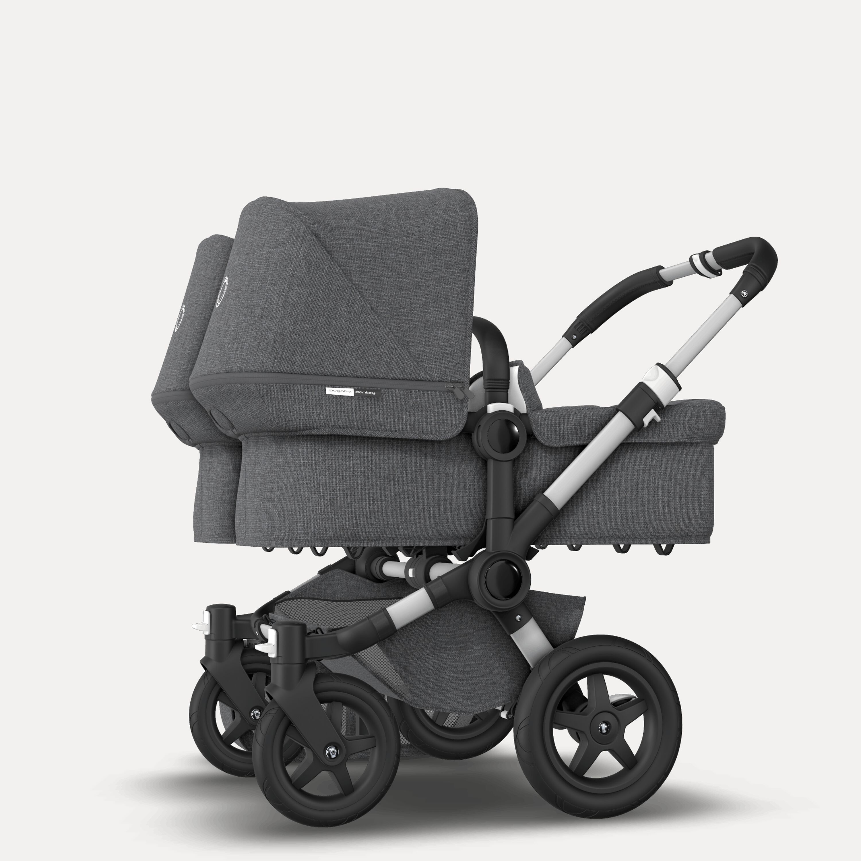 US - D2T stroller bundleClassic GM, ALU - Main Modal Image Slide 2 of 6